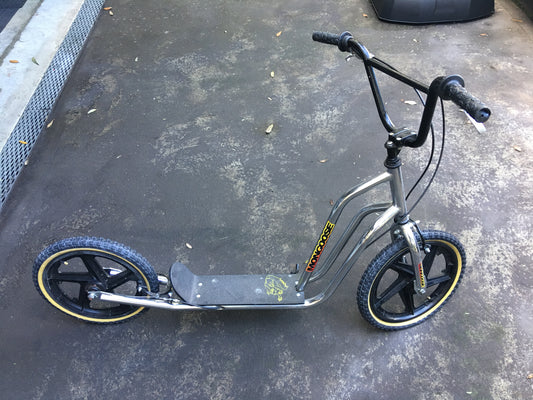 1996 Mongoose Scorchin' 16" BMX Scooter